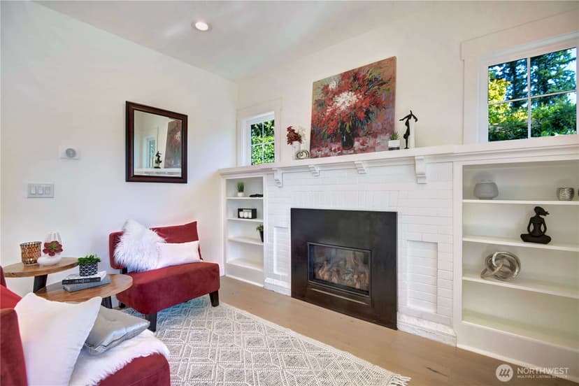 Property photo for 400 NW Puget Drive, Seattle photo 6