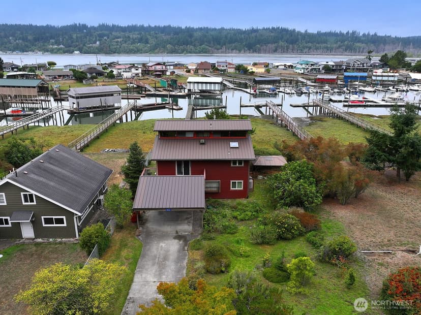 Property photo for 8122 Autumn Lane, Clinton