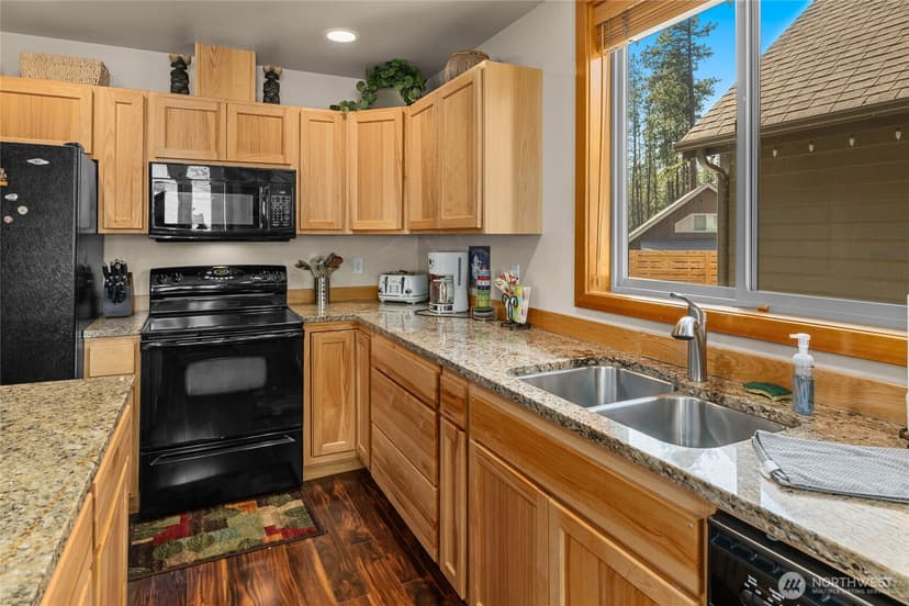Property photo for 84 Wintergreen Lane, Ronald photo 15