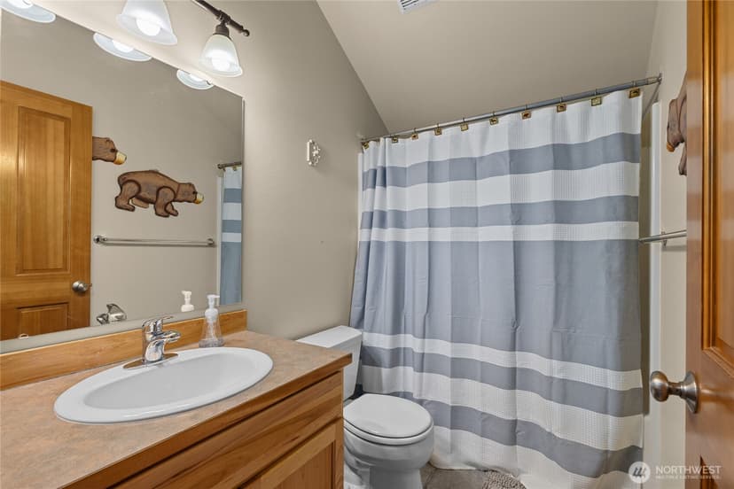 Property photo for 84 Wintergreen Lane, Ronald photo 27