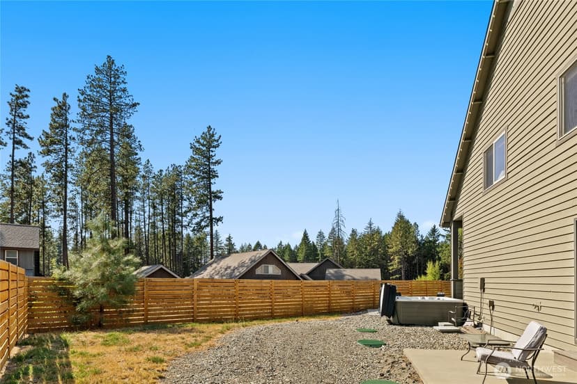 Property photo for 84 Wintergreen Lane, Ronald photo 22