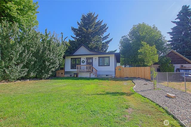 Property photo for 308 Montgomery Avenue, Cle Elum