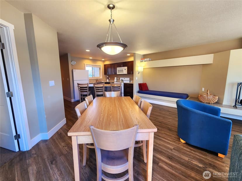 Property photo for 1 Lakeside 717-I, Manson photo 13