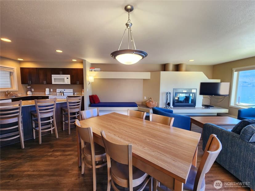 Property photo for 1 Lakeside 717-I, Manson photo 12