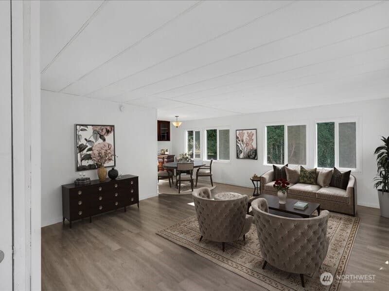 Property photo for 15430 SE 116th Street, Renton photo 3