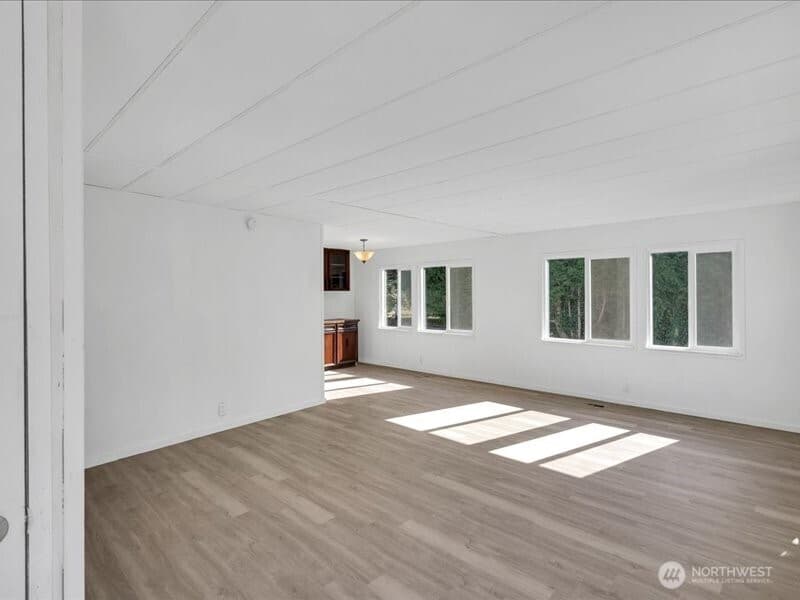 Property photo for 15430 SE 116th Street, Renton photo 6