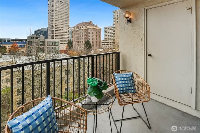Property photo for 1120 Spring Street #802, Seattle photo 3