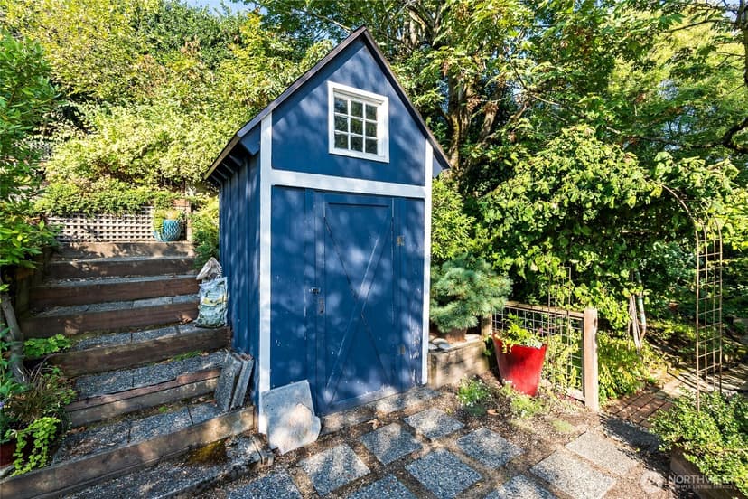 Property photo for 1611 Taylor Avenue N, Seattle photo 22