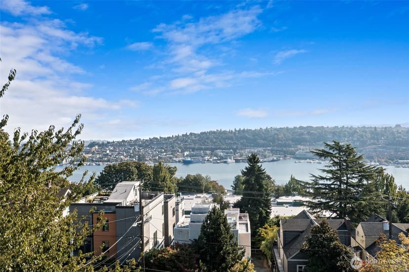 Property photo for 1611 Taylor Avenue N, Seattle photo 25