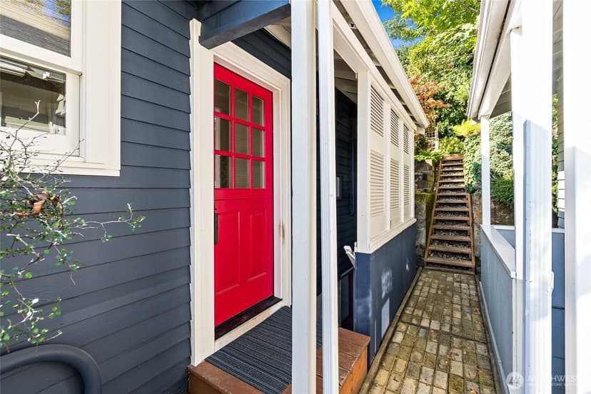 Property photo for 1611 Taylor Avenue N, Seattle photo 7