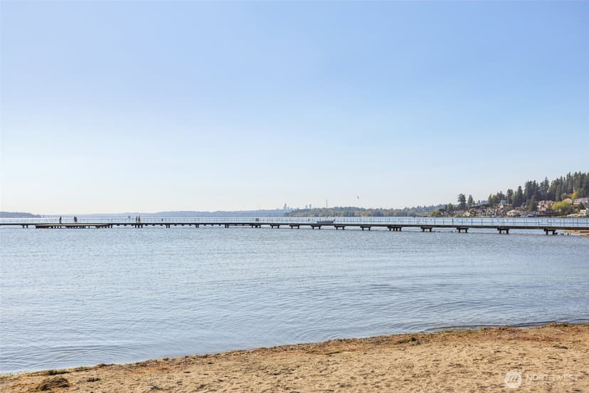 Property photo for 12044 96th Avenue NE #213, Kirkland photo 17