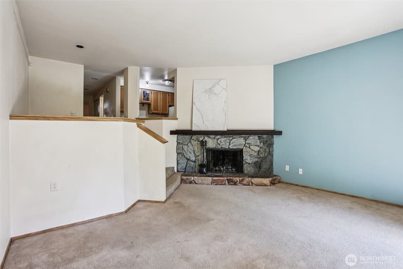 Property photo for 12044 96th Avenue NE #213, Kirkland photo 6