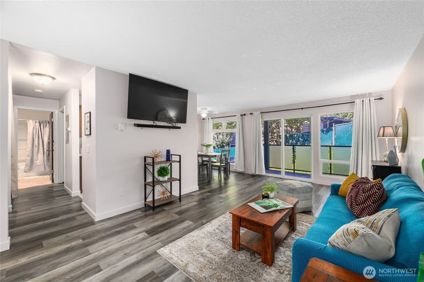 Property photo for 15156 65th Avenue S #1012, Tukwila photo 2