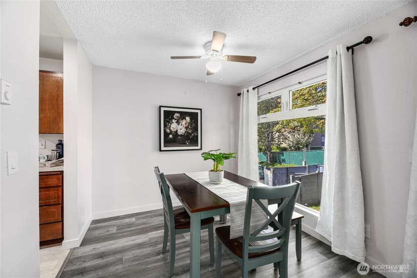 Property photo for 15156 65th Avenue S #1012, Tukwila photo 5