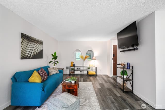 Property photo for 15156 65th Avenue S #1012, Tukwila photo 4