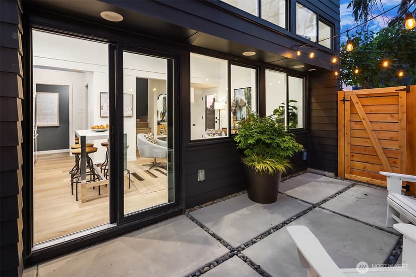 Property photo for 4823 42nd Avenue SW #B, Seattle photo 7