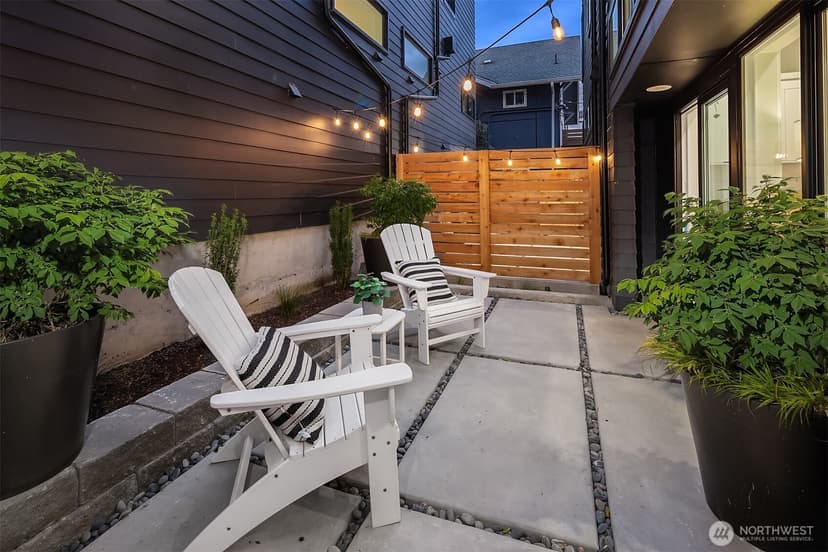 Property photo for 4823 42nd Avenue SW #B, Seattle photo 8