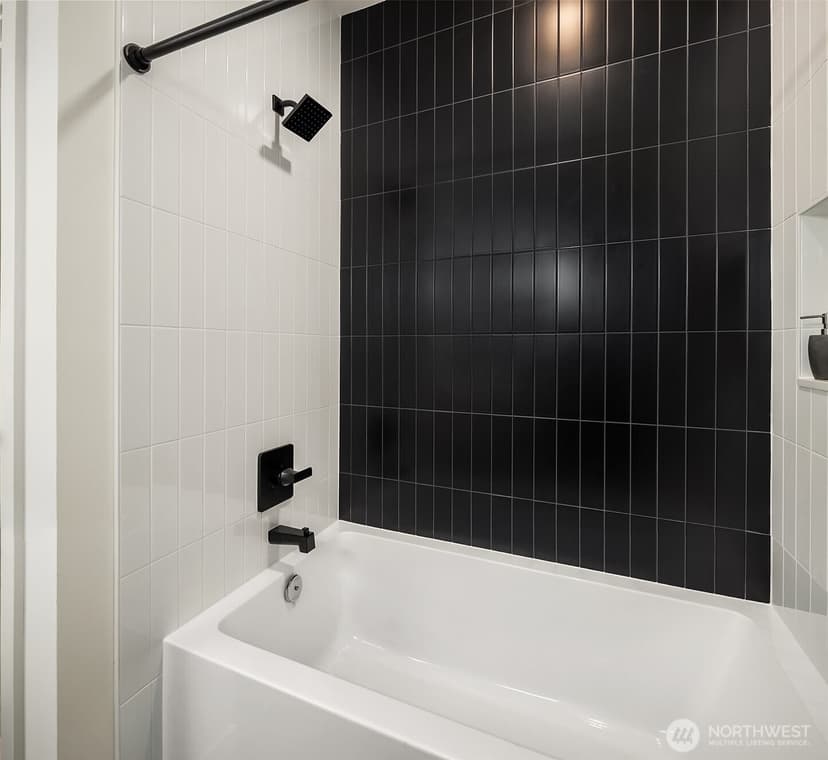 Property photo for 4823 42nd Avenue SW #B, Seattle photo 27