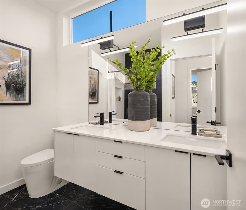 Property photo for 4823 42nd Avenue SW #B, Seattle photo 25