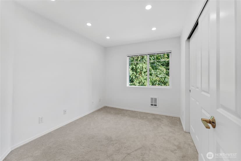 Property photo for 6515 134th Place SE #F3, Snohomish photo 27