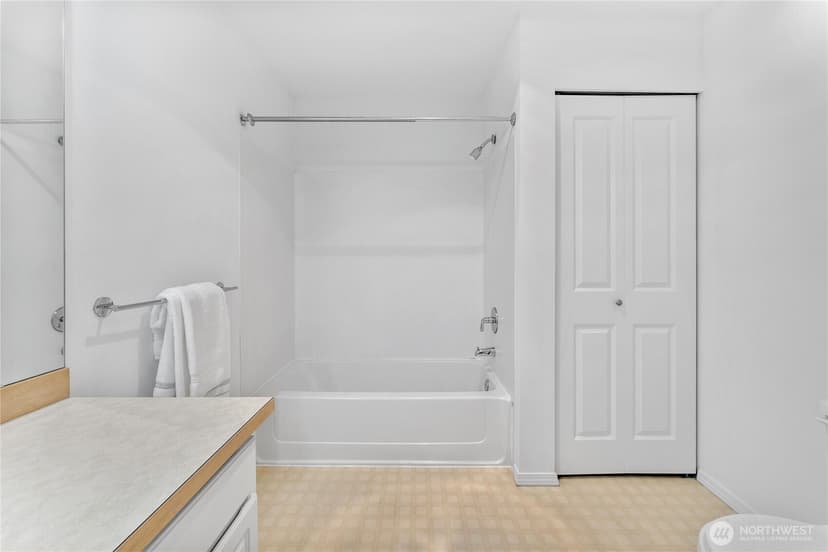 Property photo for 6515 134th Place SE #F3, Snohomish photo 17