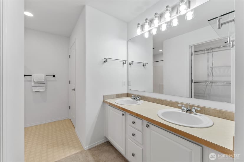 Property photo for 6515 134th Place SE #F3, Snohomish photo 12