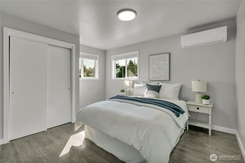 Property photo for 3501 S Webster St, Seattle photo 12