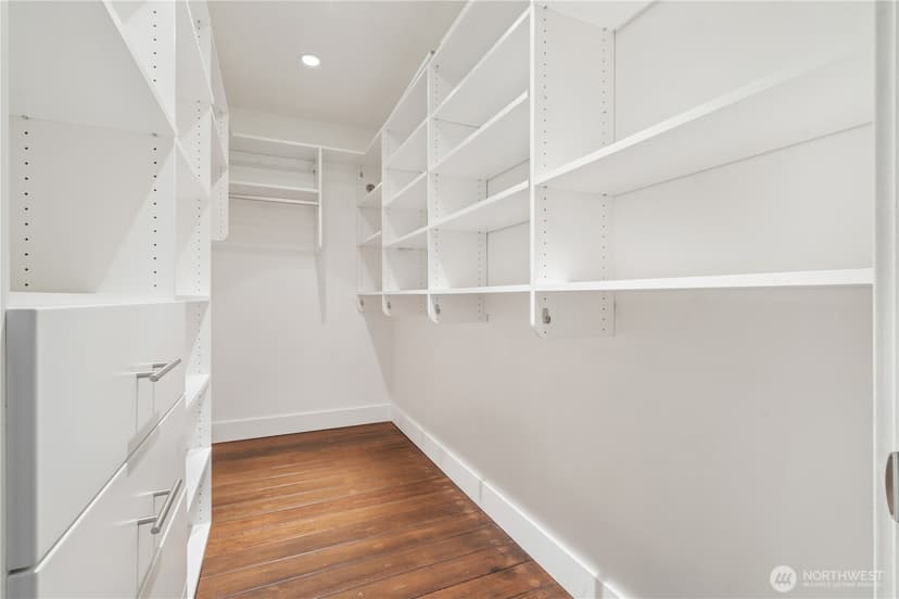 Property photo for 210 S 3rd Avenue #2D, Seattle photo 18