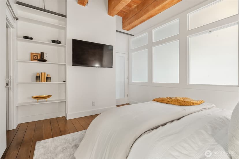 Property photo for 210 S 3rd Avenue #2D, Seattle photo 14