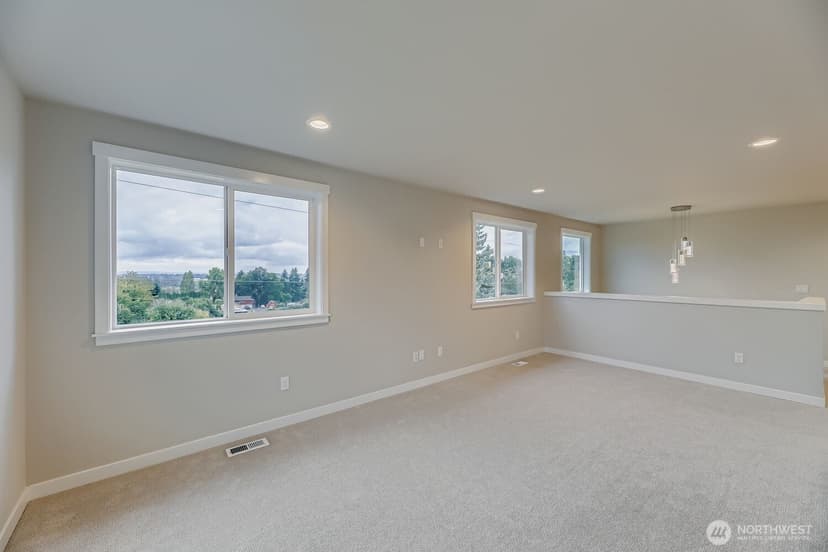 Property photo for 7620 9th Street SE, Lake Stevens photo 15