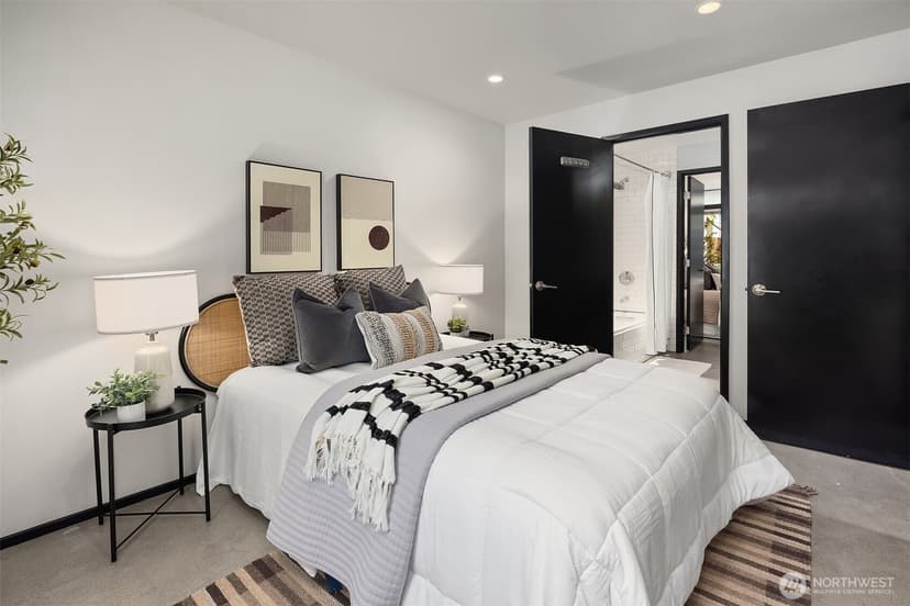Property photo for 545 S Sullivan Street #C, Seattle photo 11