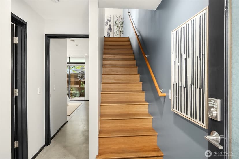 Property photo for 545 S Sullivan Street #C, Seattle photo 4