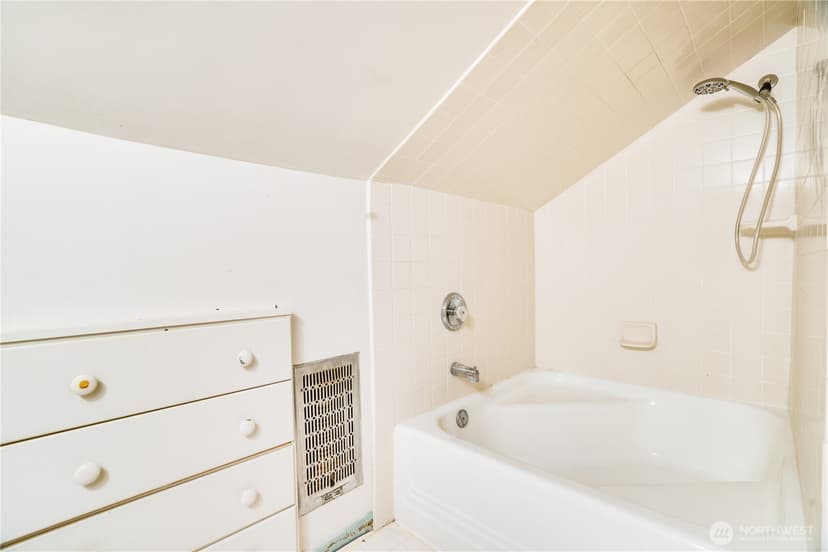 Property photo for 617 120th Street S, Tacoma photo 23