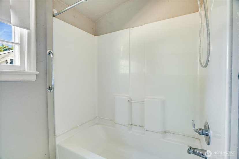 Property photo for 617 120th Street S, Tacoma photo 17
