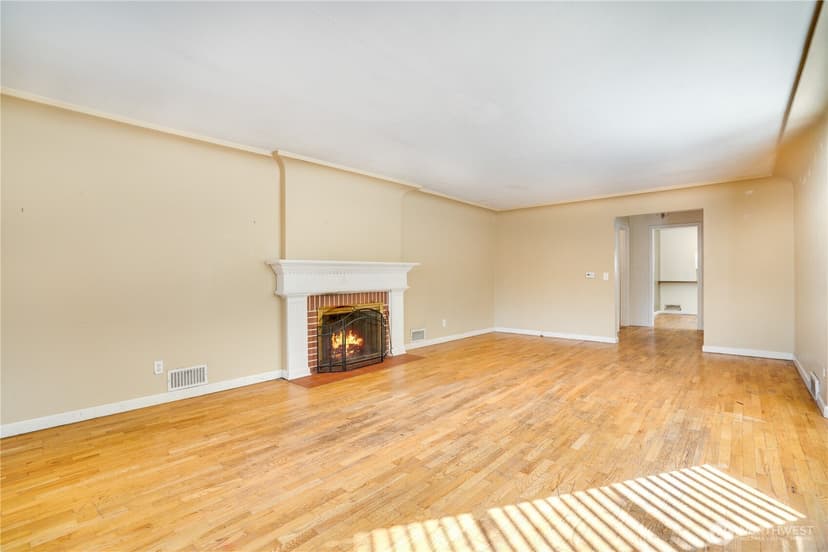 Property photo for 617 120th Street S, Tacoma photo 4