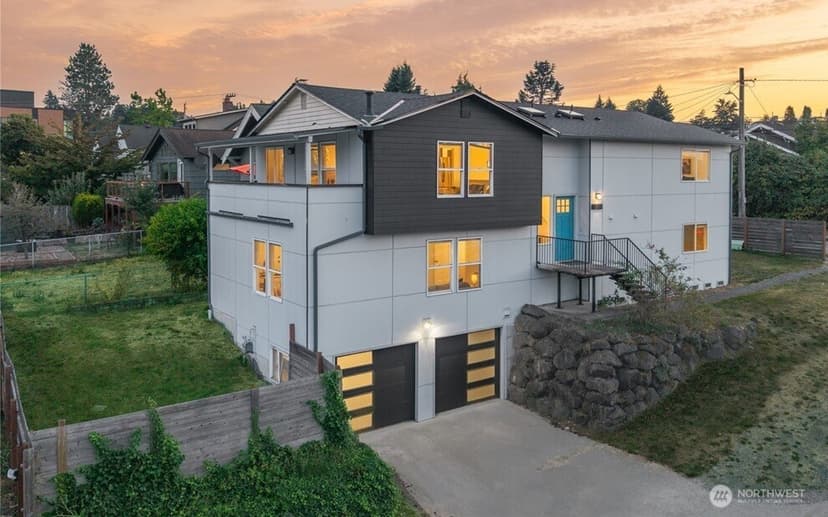 Property photo for 3100 23rd Avenue S, Seattle