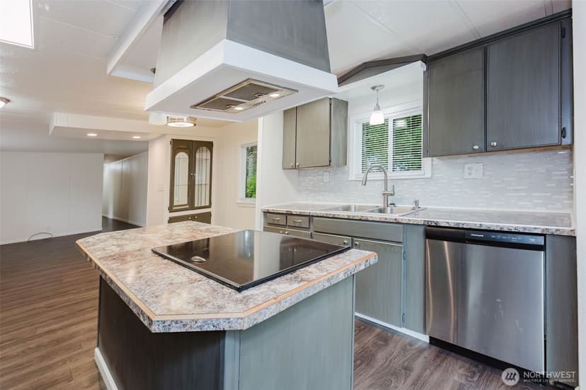 Property photo for 5673 Bethel Road SE #28, Port Orchard photo 9