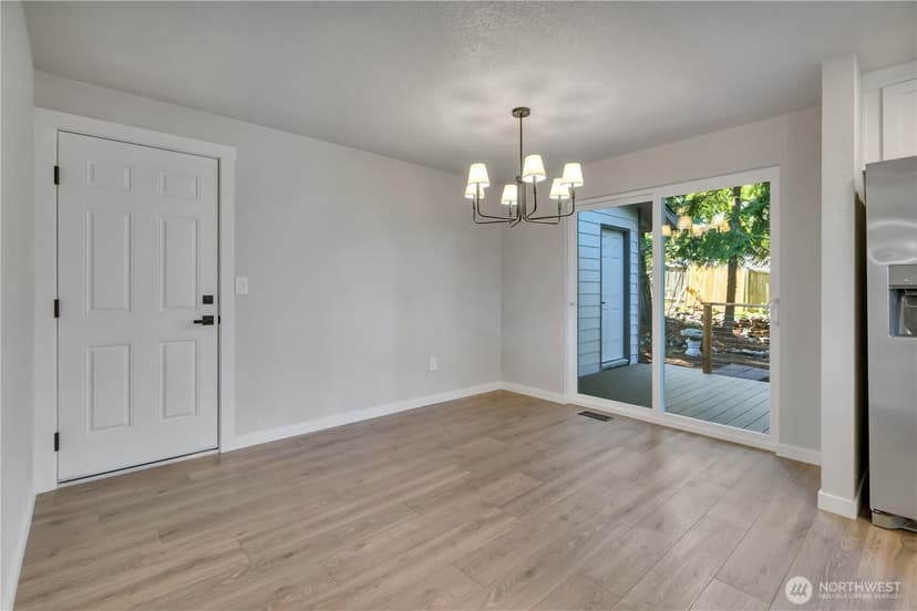 Property photo for 621 SW 297 Street, Federal Way photo 13