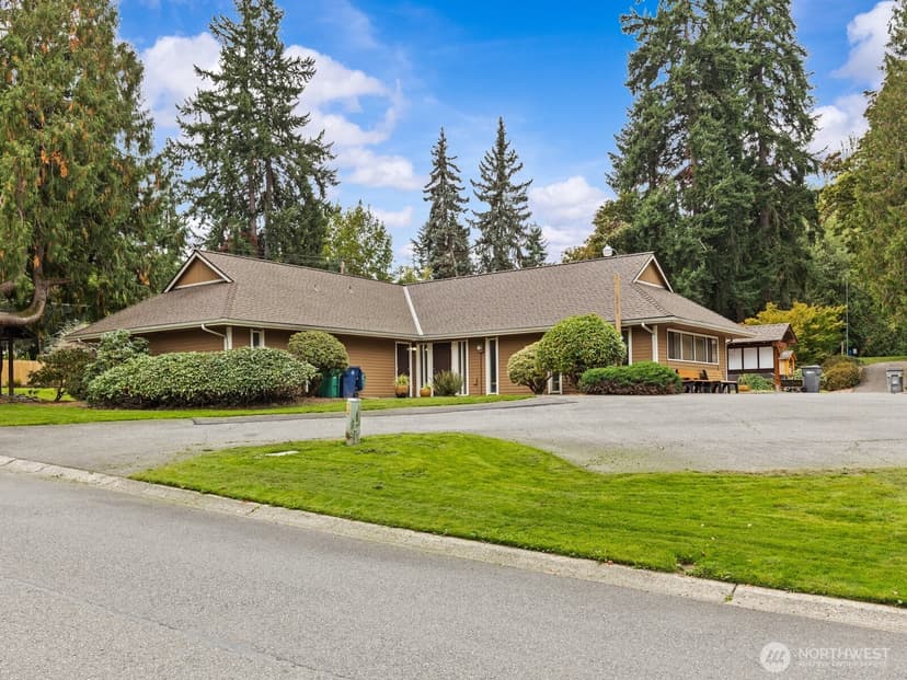Property photo for 2646 183rd Avenue NE, Redmond photo 32
