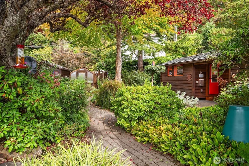 Property photo for 11259 Arroyo Beach Place SW, Seattle photo 27