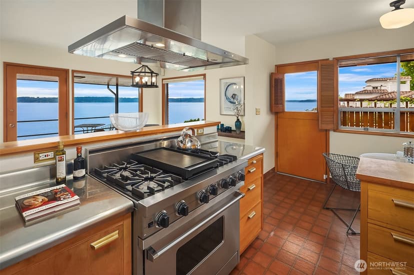 Property photo for 11259 Arroyo Beach Place SW, Seattle photo 15