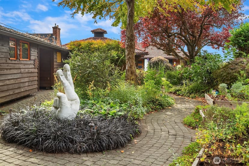 Property photo for 11259 Arroyo Beach Place SW, Seattle photo 29