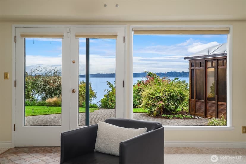 Property photo for 11259 Arroyo Beach Place SW, Seattle photo 25