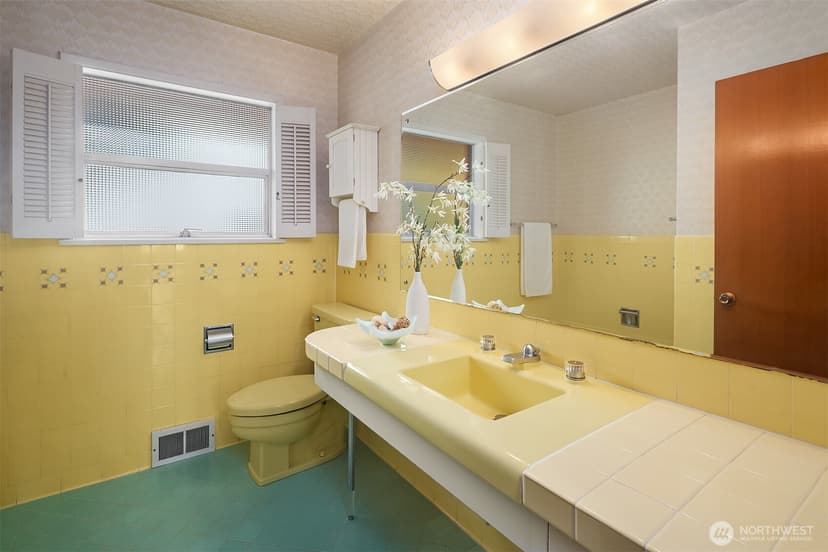 Property photo for 11259 Arroyo Beach Place SW, Seattle photo 19