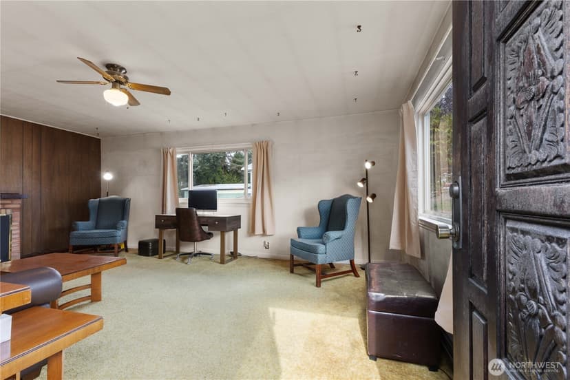 Property photo for 12447 2nd Avenue SW, Burien photo 2