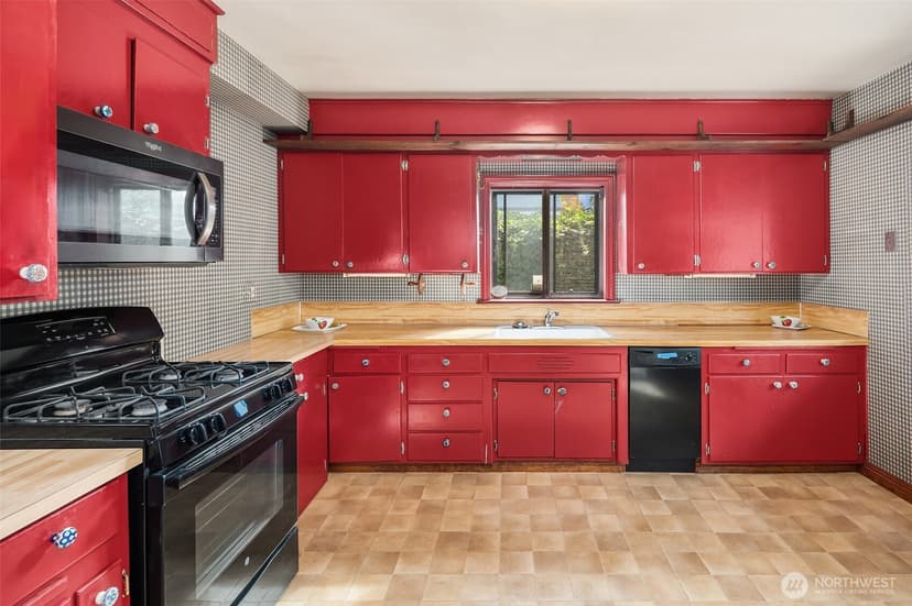Property photo for 410 N Tacoma Avenue, Tacoma photo 12