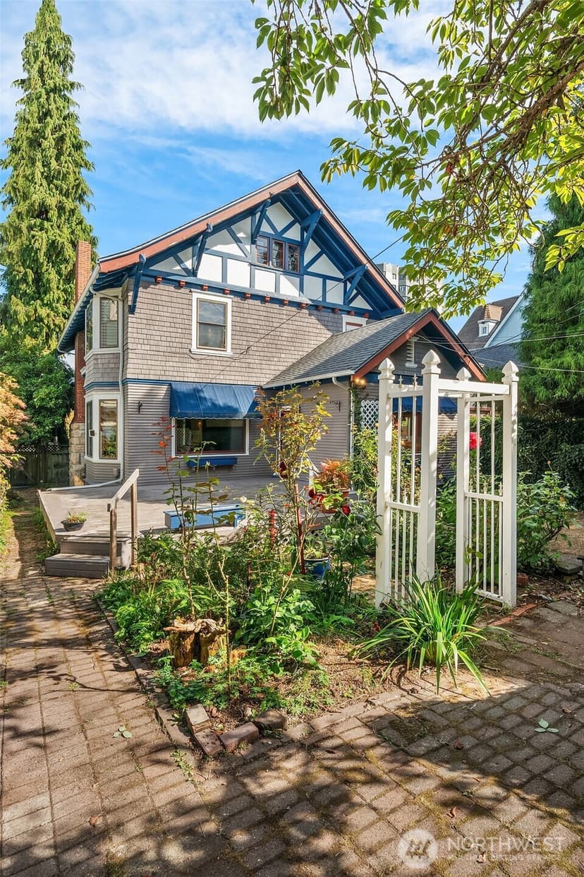 Property photo for 410 N Tacoma Avenue, Tacoma photo 30