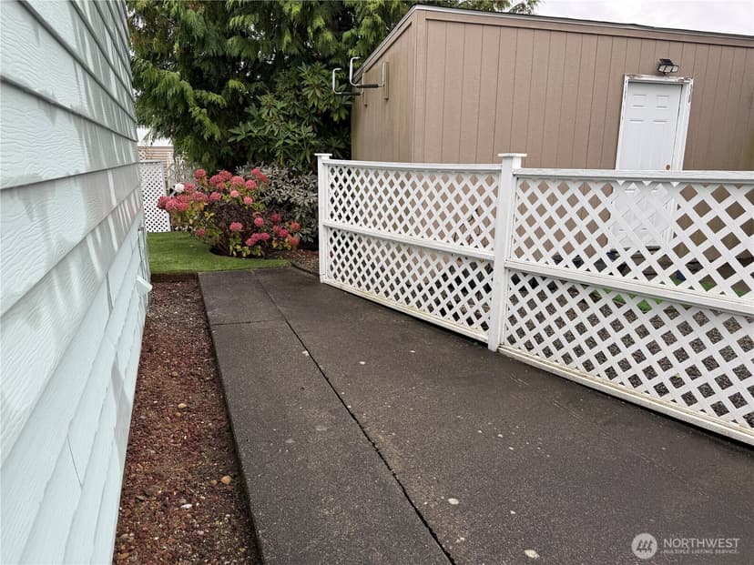 Property photo for 1415 84th Street SE #61, Everett photo 22