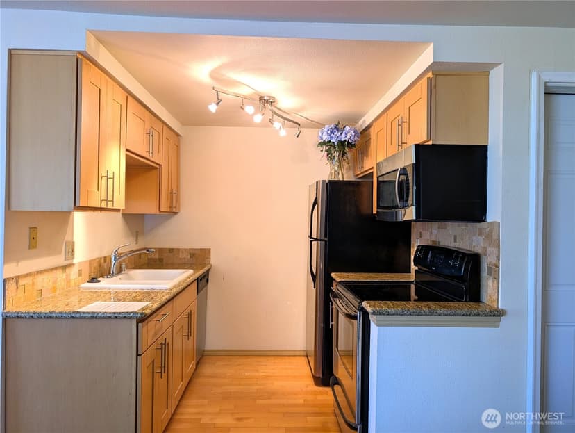 Property photo for 6960 California Avenue SW #A104, Seattle photo 23