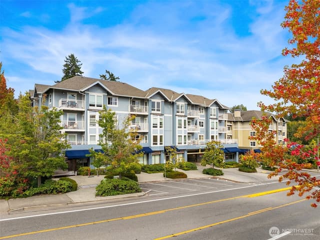 Property photo for 300 High School Road NE #318, Bainbridge Island photo 3